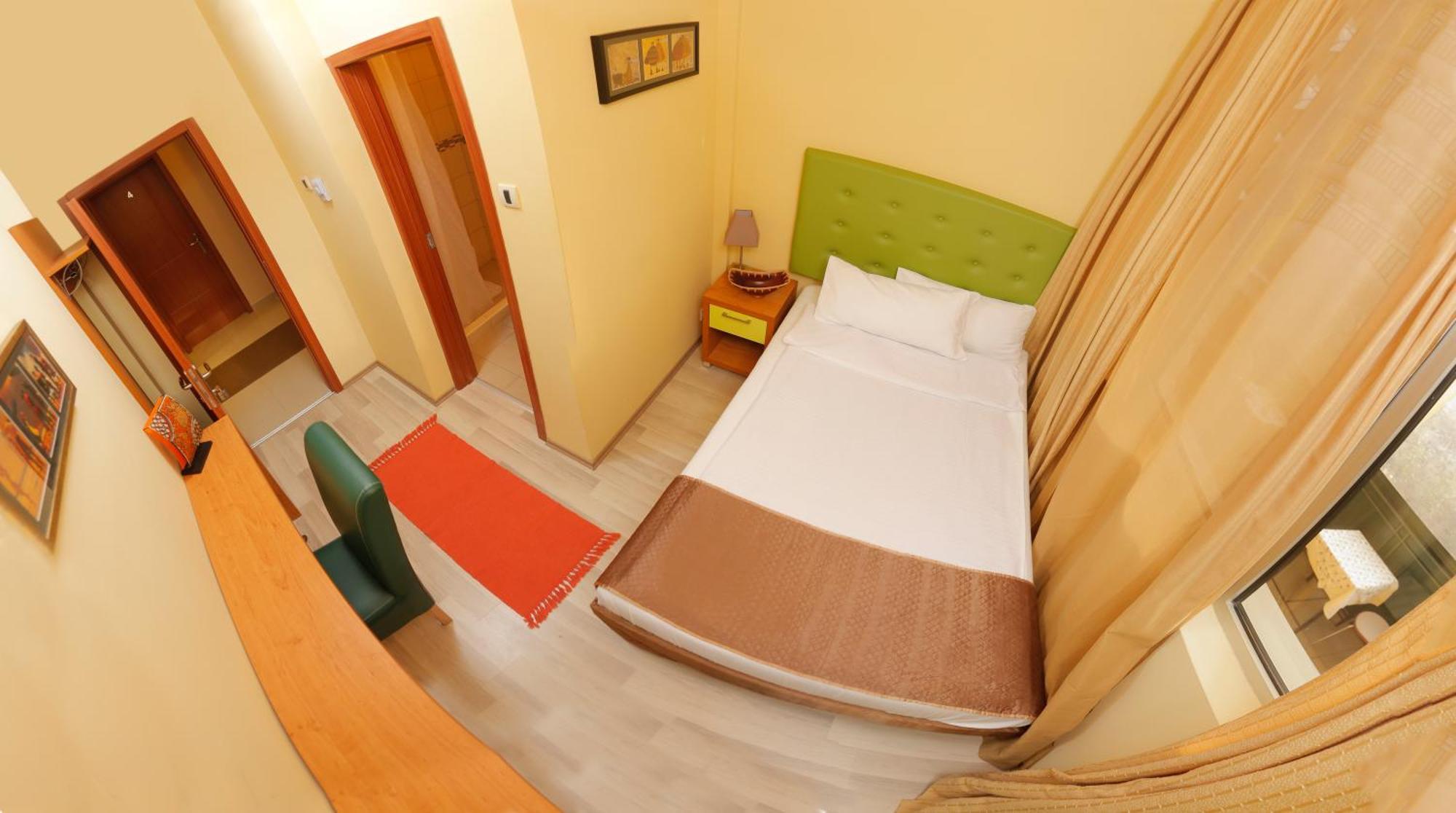 Bed & Breakfast Garden40 Belgrade Bilik gambar